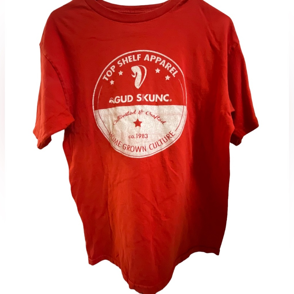Aged Gud Skunc Top Shelf Apparel Streetwear Red White Aged Men’s M T-Shirt RARE